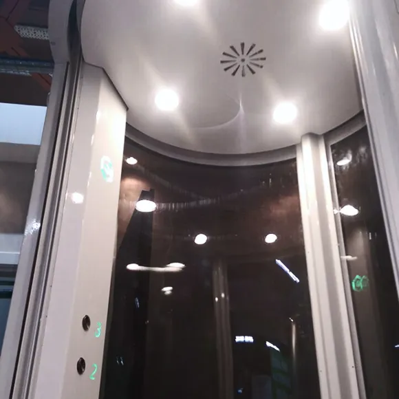 Этажи — завод лифтов